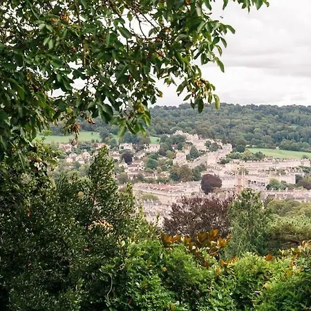 Garden Flat With Bath Skyline Views & Private Patio Apartment Exterior photo