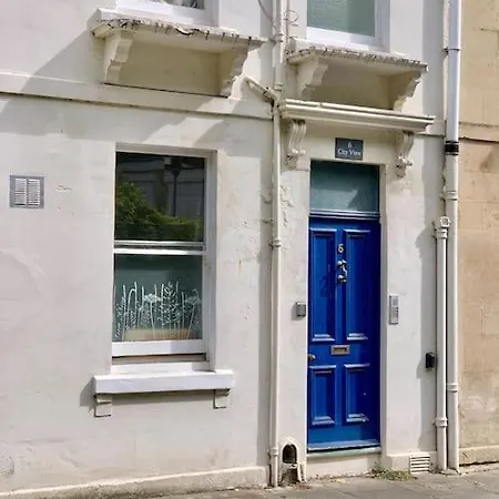 Garden Flat With Bath Skyline Views & Private Patio Apartment Exterior photo
